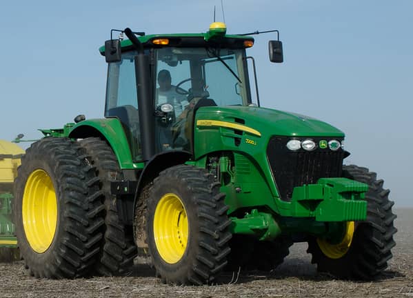 Tractor JD 7200J MFWD CAB – Tractor agrícola cabinado para campo