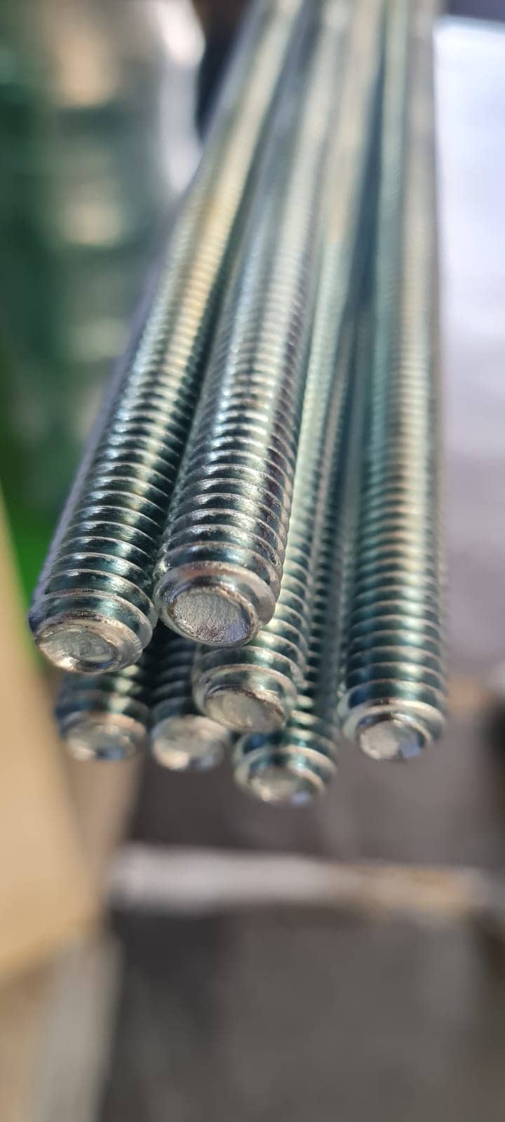 Varilla Roscada Galvanizada | Acero Resistente