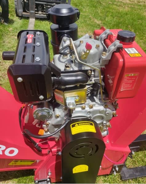 Chipeadora Diésel 10HP | Potencia y Eficiencia Agrícola