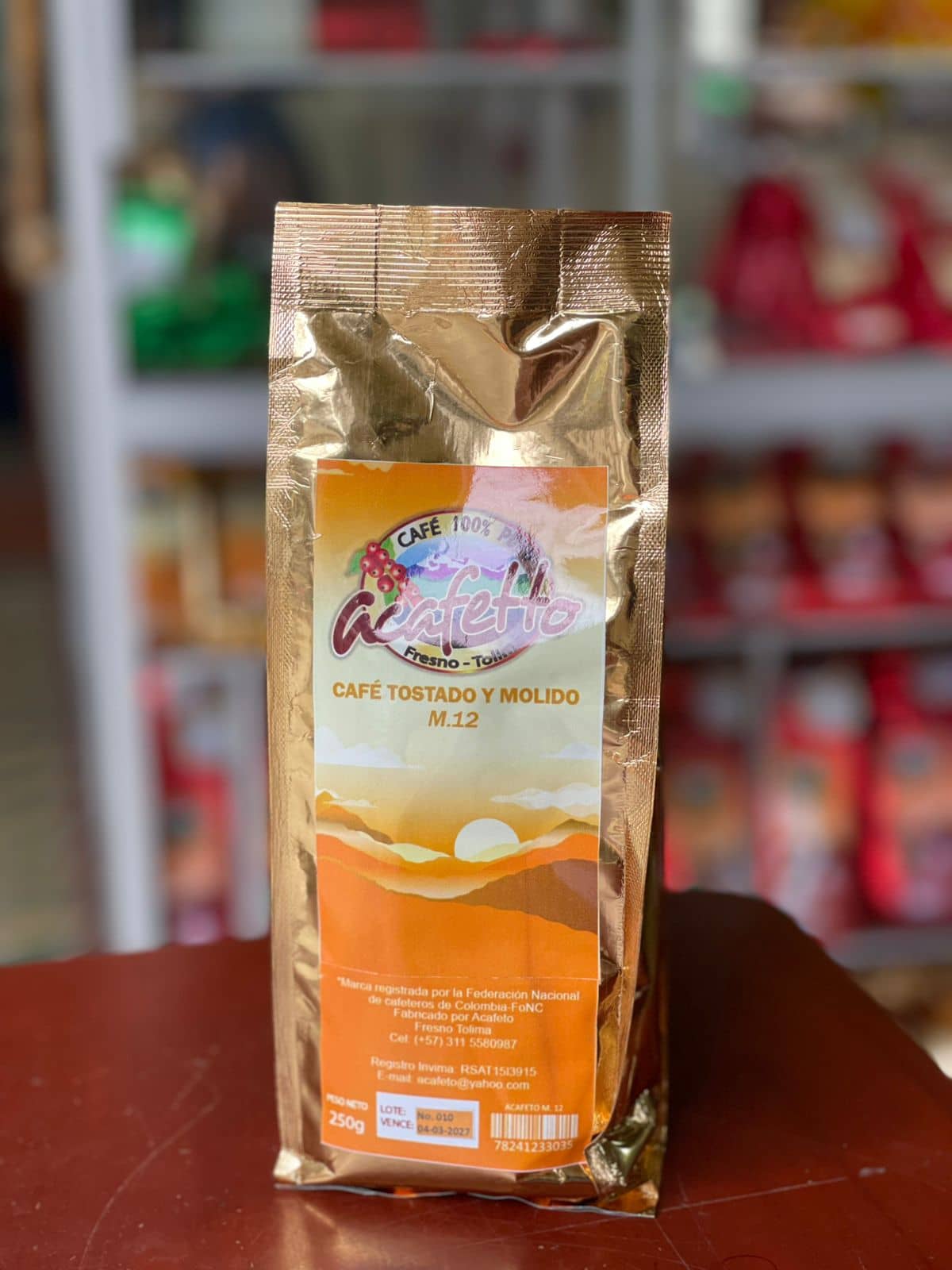 Café tostado y molido M-12 250 g Fresno Tolima – ACAFETO