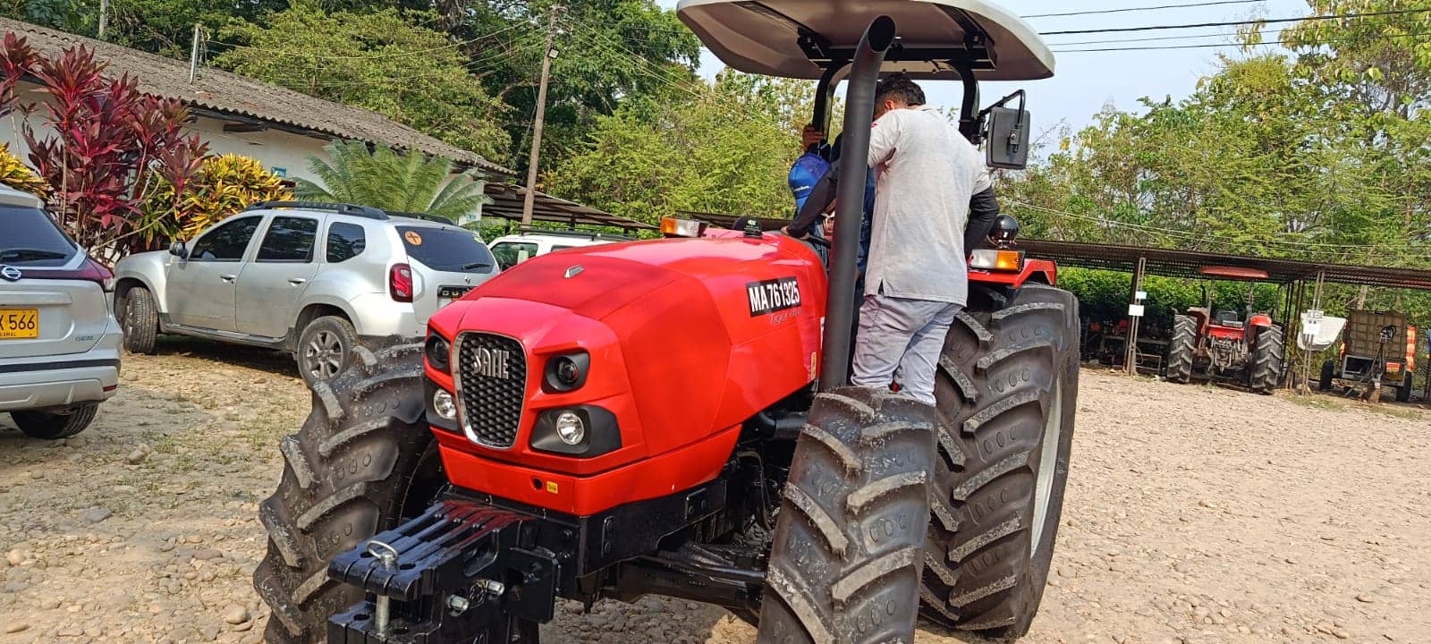 Tractor Agrícola Same TIGER 60 - 55 HP