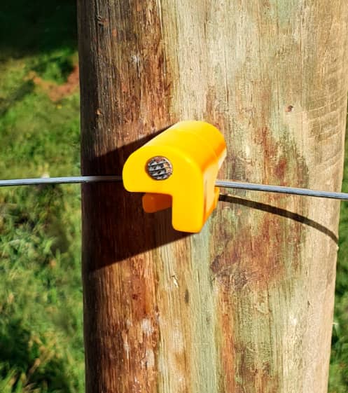 Aislador Puntilla - Bolsa x 1000 Unidades - Ideal para Cercas Eléctricas y Protección del Alambre