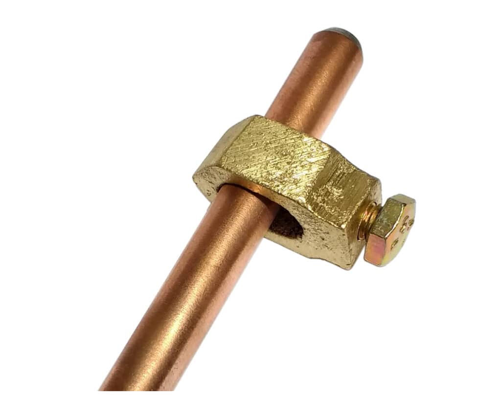 Varilla Copperweld  1.50m para Polo a Tierra con Grapa