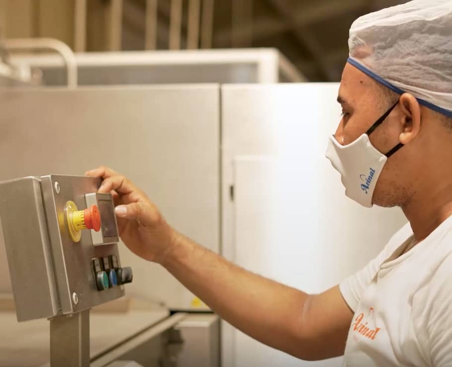 Dedicación Avinal.png