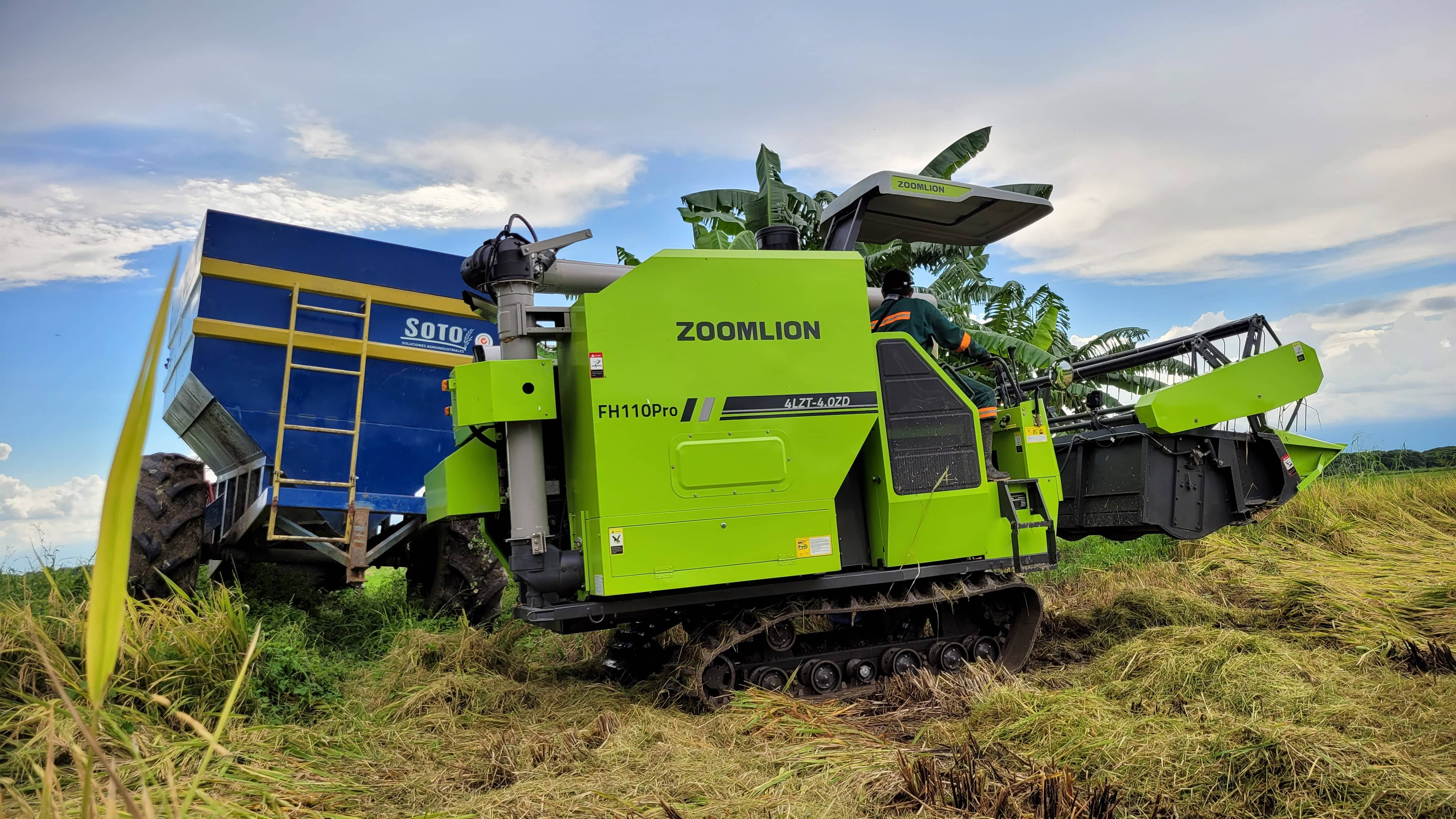 Combo Cosechadora FH110PRO + Remolque Granelero