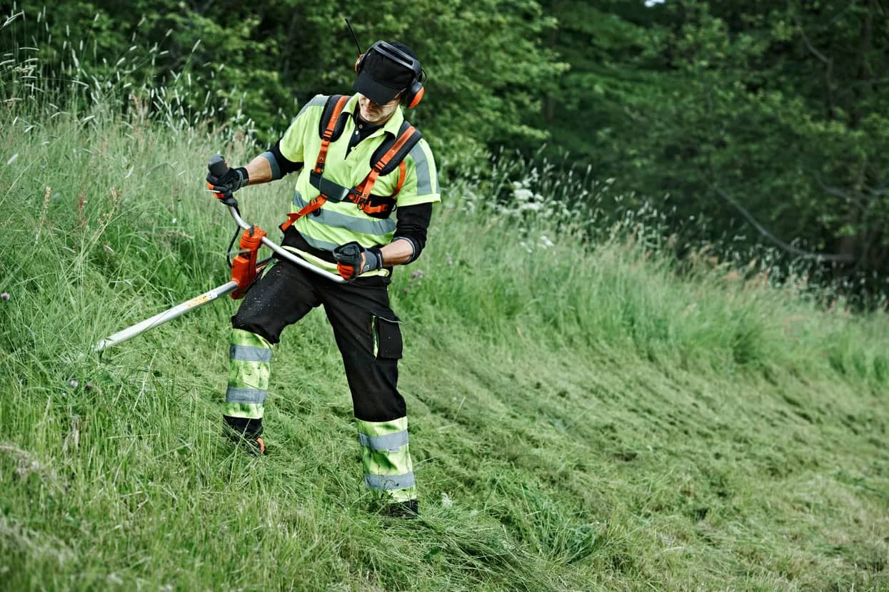 Guadañadora Husqvarna 236RS potente uso agrícola
