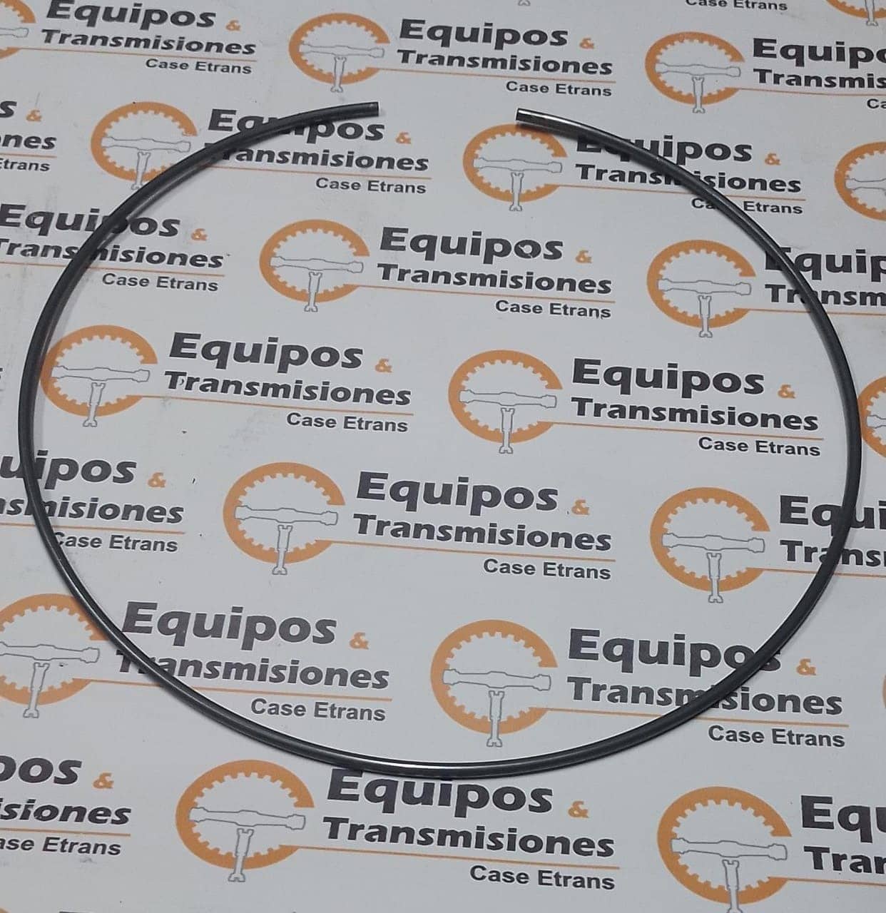 Pin de corona - 10410859
