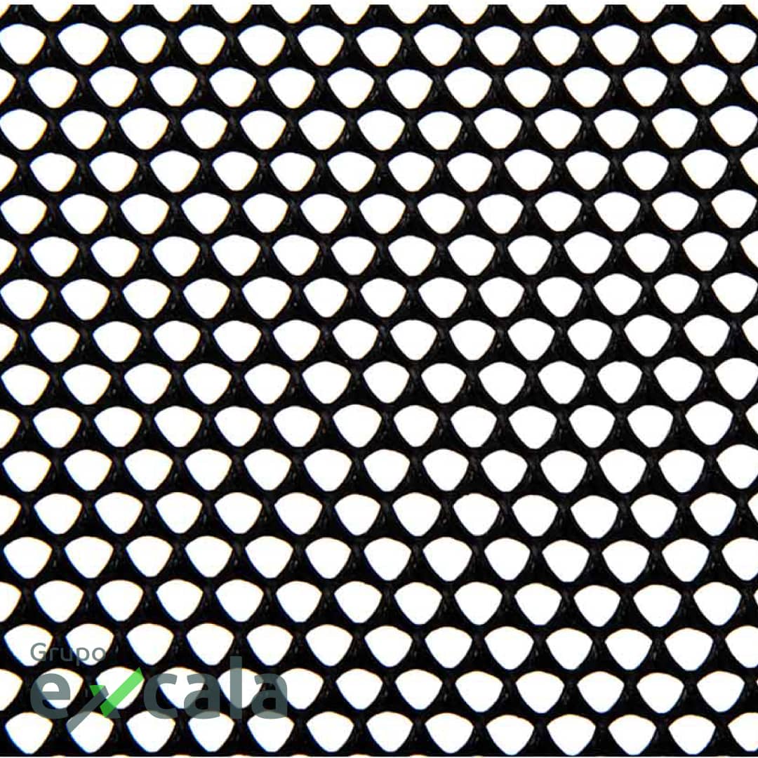 Malla Diamante 11x11mm 1x30m Negra | Agro y Construcción