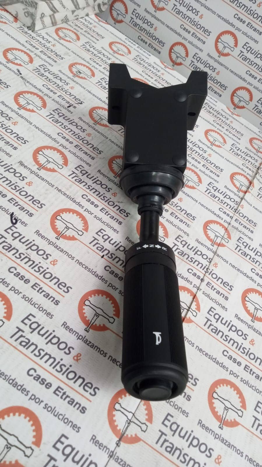 PALANCA CONTROL MARCHA CNH