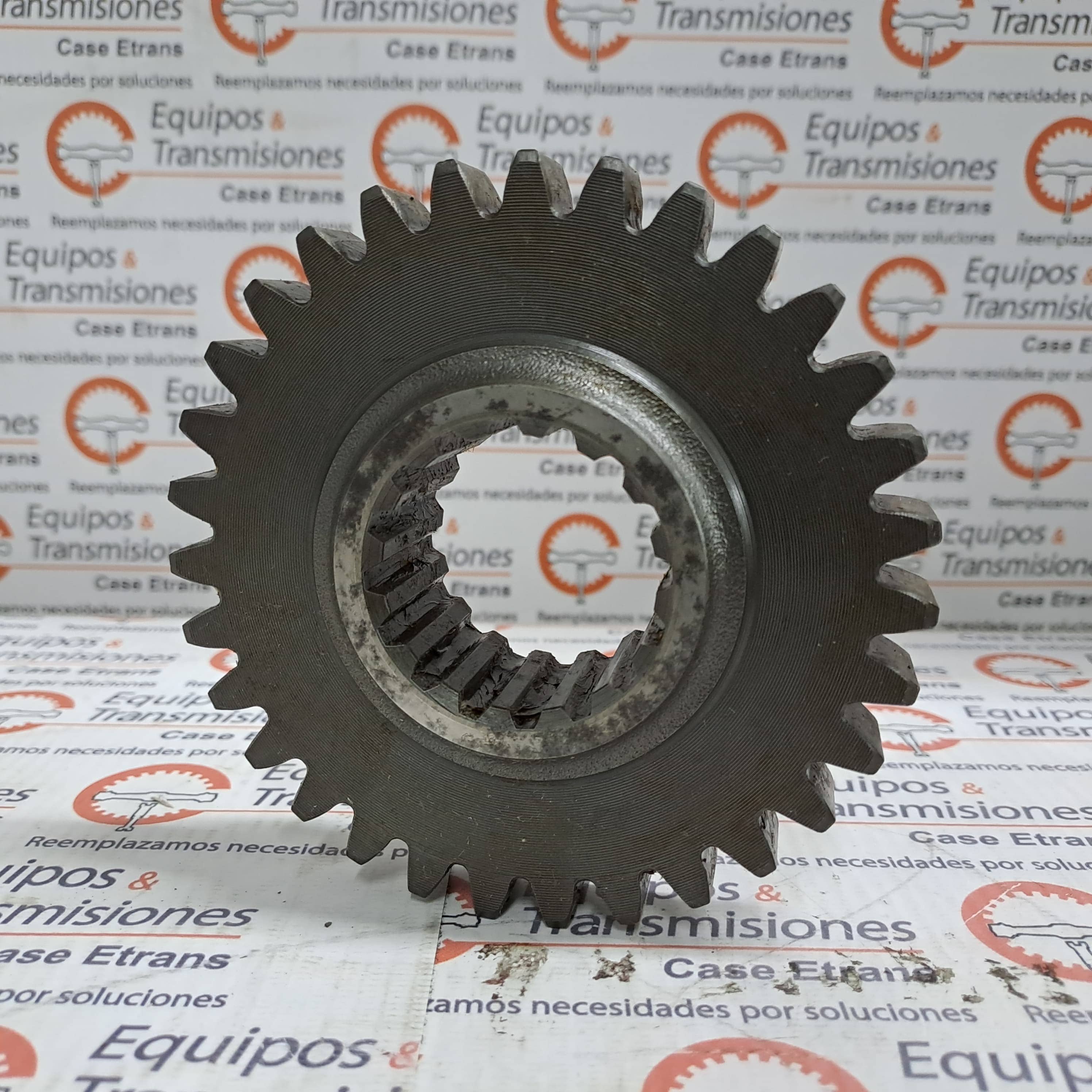 Piñón de caja&nbsp;CNH