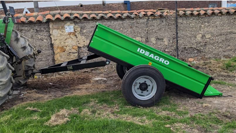 Remolque ZETA 211 T | Compacto, hidráulico y versátil