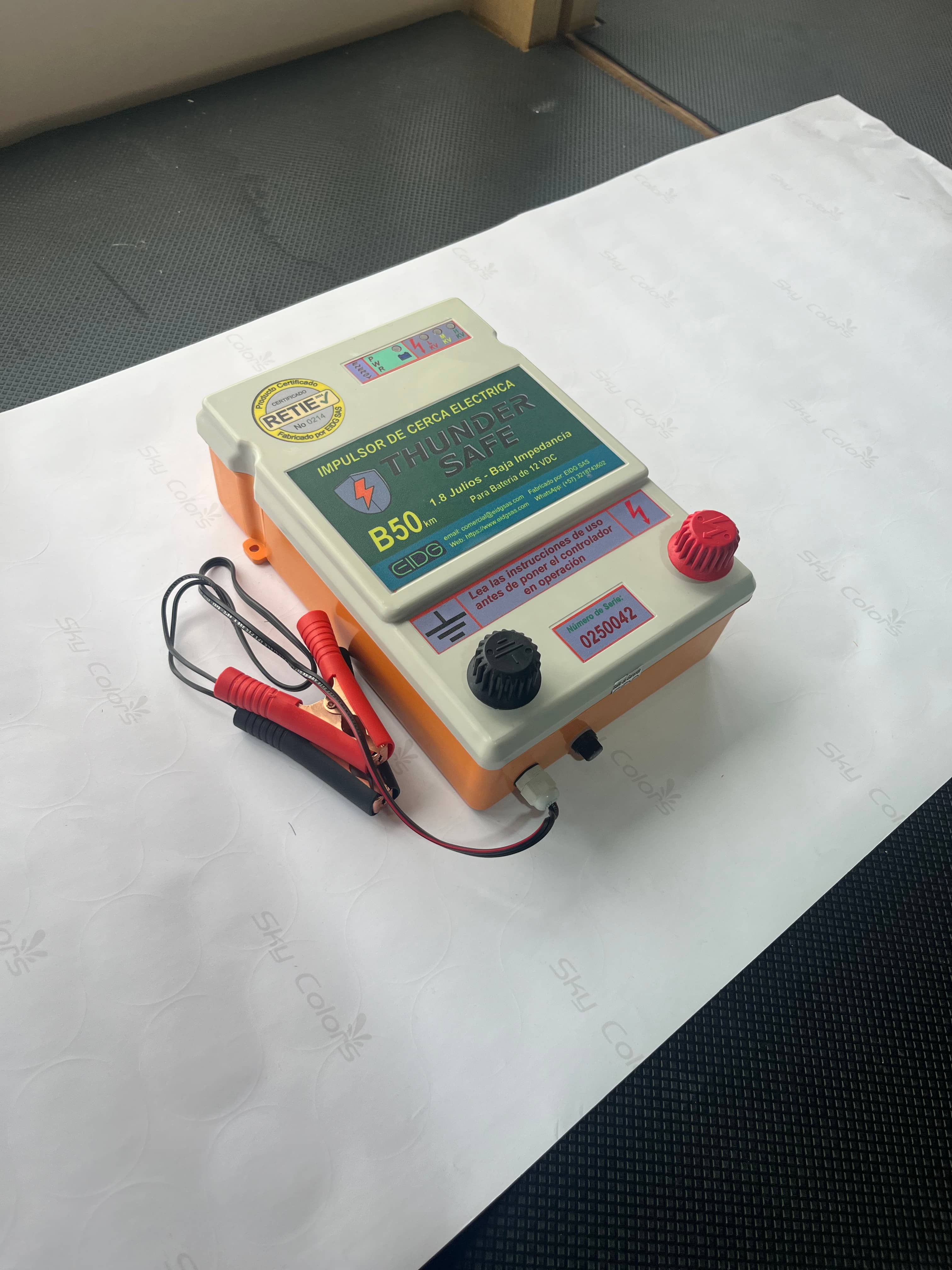 Impulsor de Cerca Eléctrica Thunder Safe B50