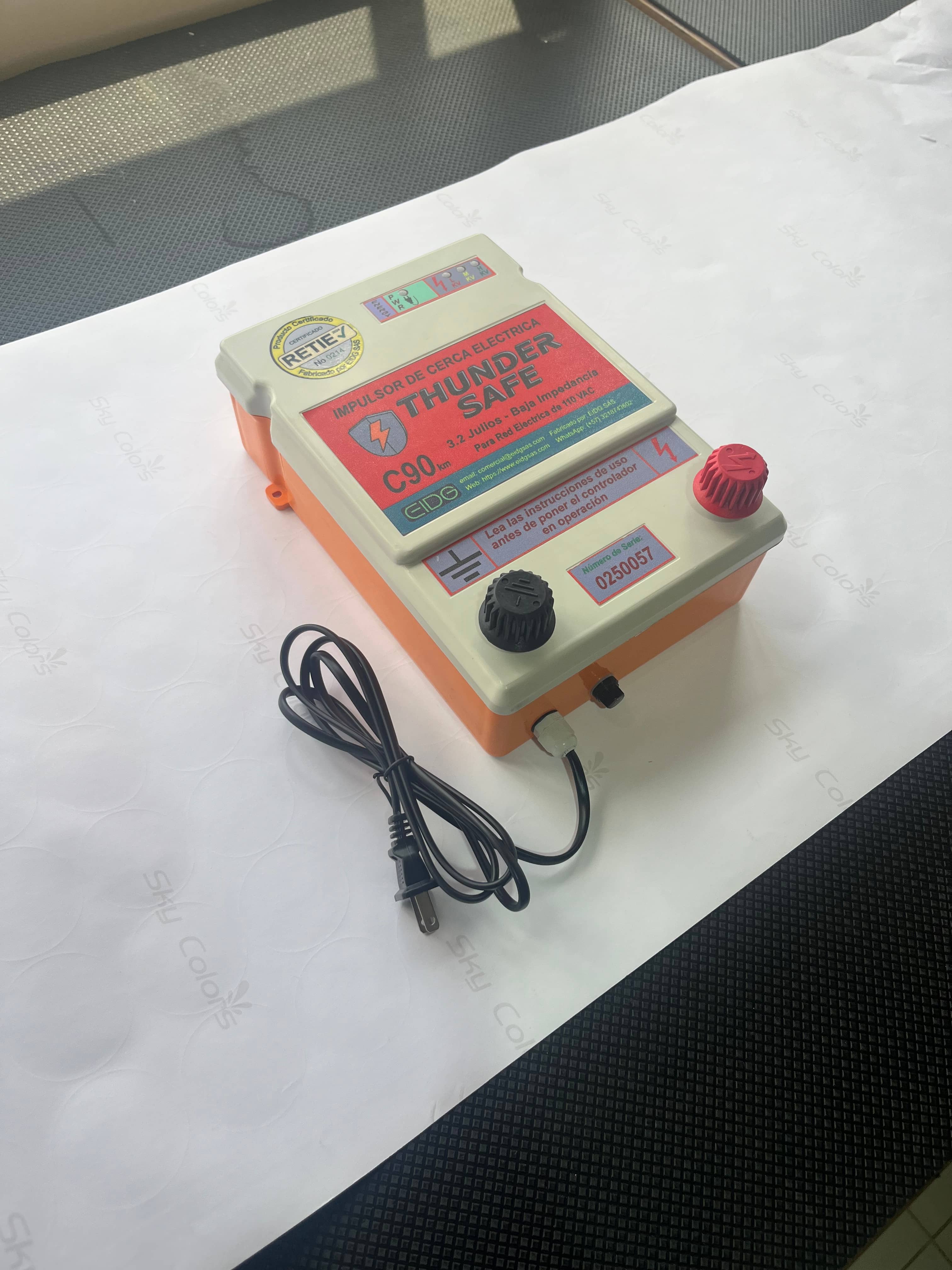 Impulsor de Cerca Eléctrica Thunder Safe C90 | 90 km