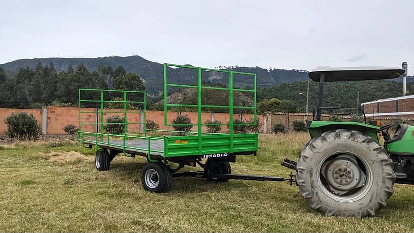 Remolque ZETA 643 PC - Eficiencia en Transporte de Pacas Cuadradas