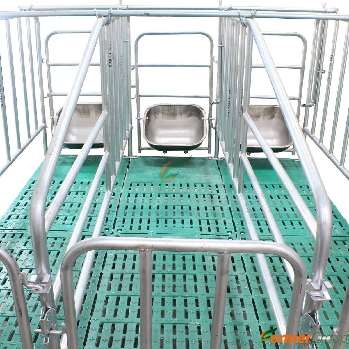 Jaula de Gestación 3 Cerdas Acero Galvanizado + Piso BMC