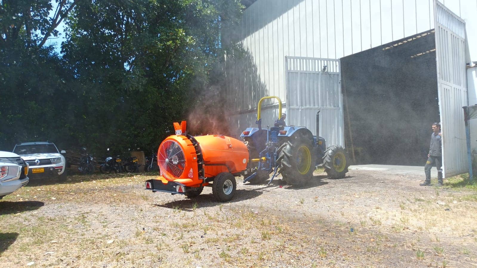 Fumigadora Pulverizadora 1000 L – Alta capacidad para cultivos extensivos