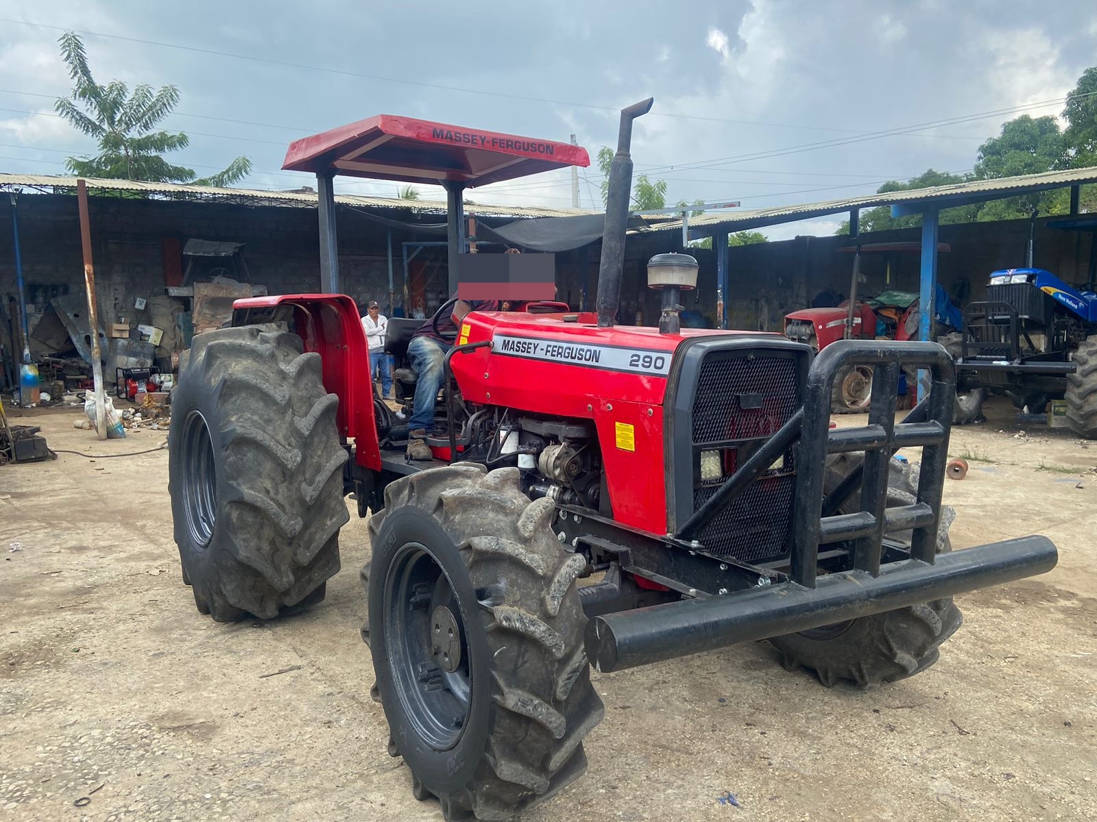 Tractor Massey Ferguson 290 95HP