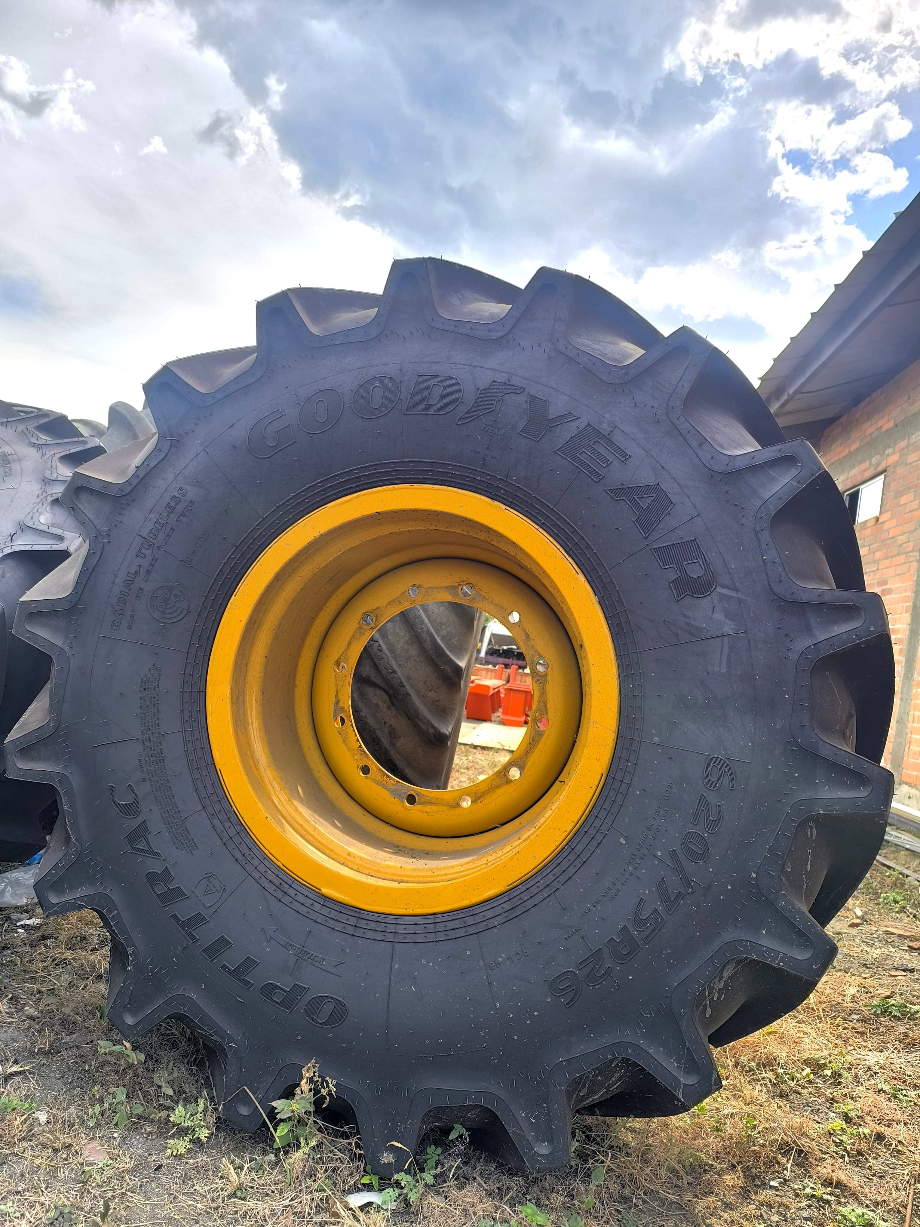 Llantas GOODYEAR 620/75R26 Maquinaria agrícola