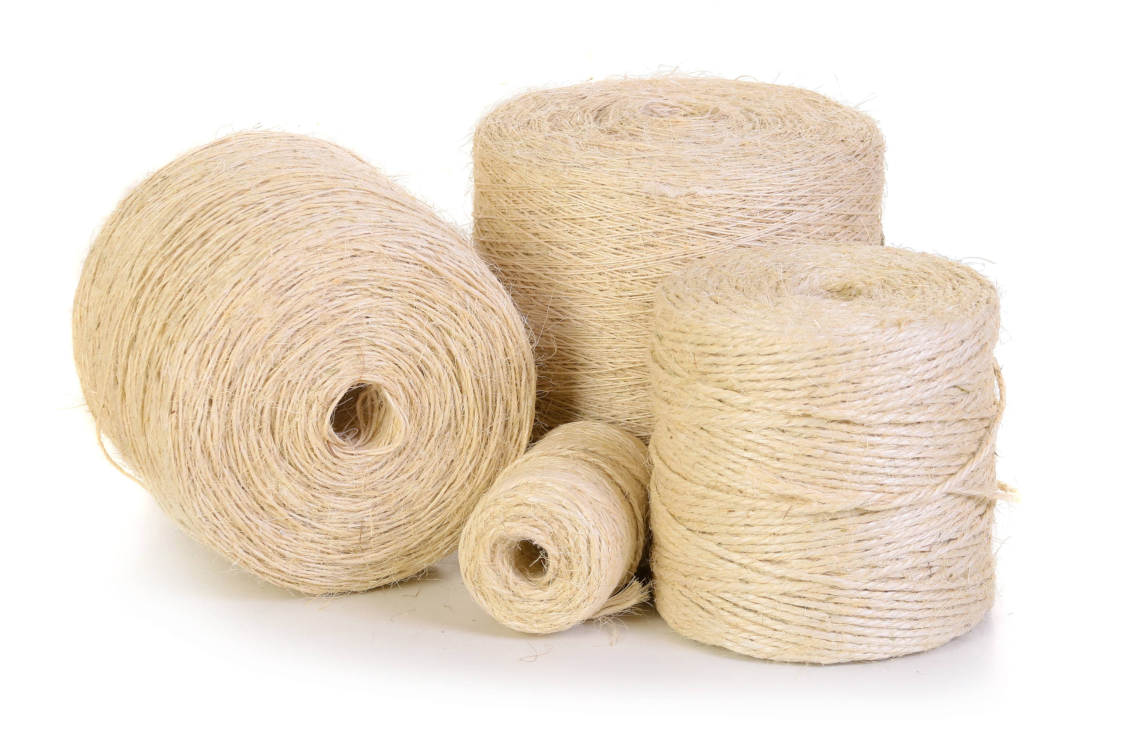 Hilo Fique #3, 3 cabos , 1 kg, 216m/kg, Bultox25u (216m/und)