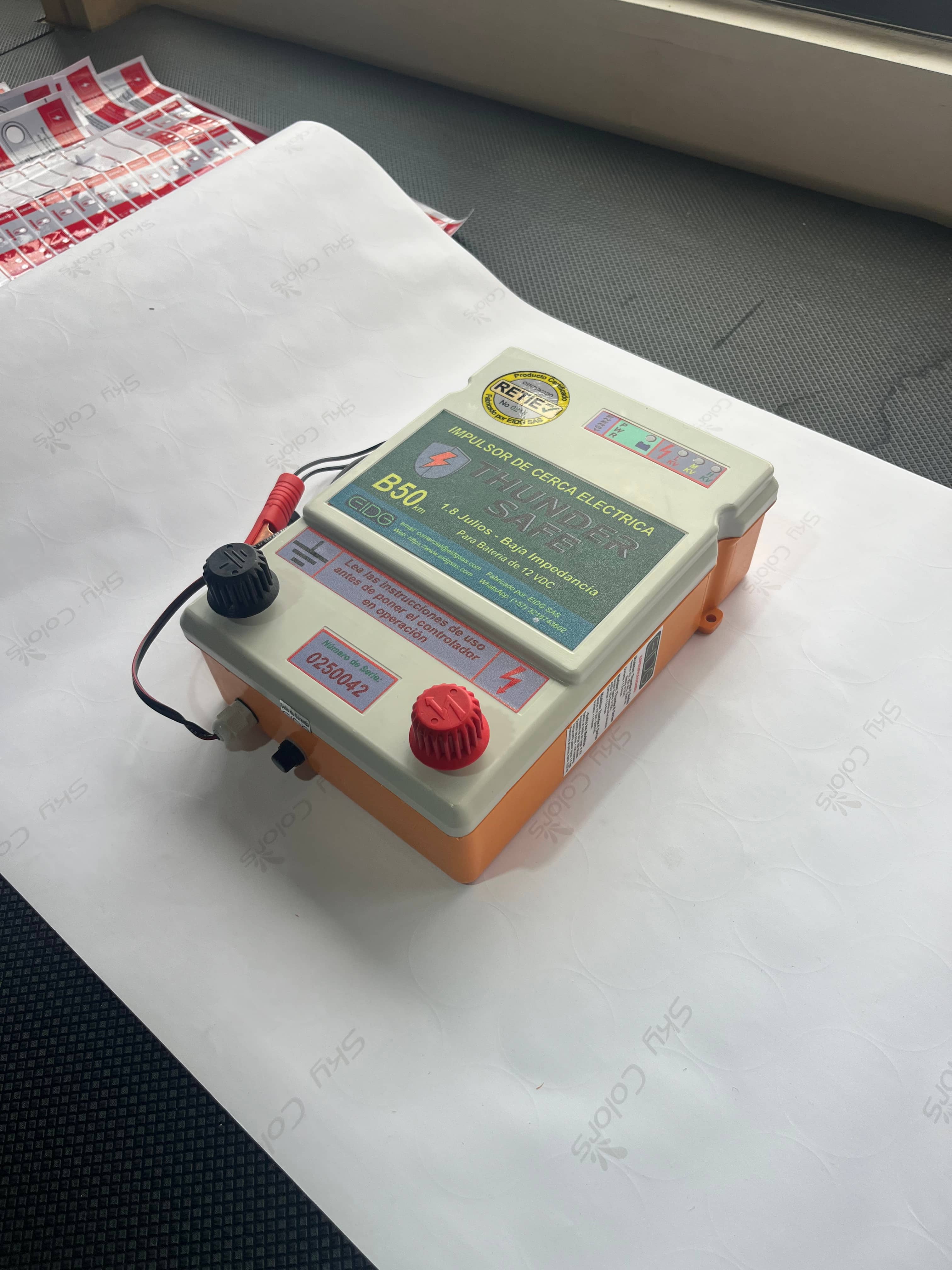 Impulsor de Cerca Eléctrica Thunder Safe B50