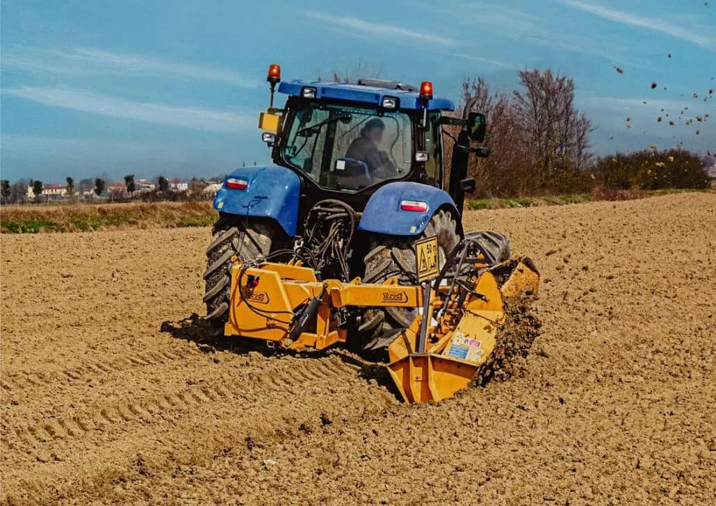 Zanjadora Rotativa Italiana DONDI para drenaje e irrigación agrícola