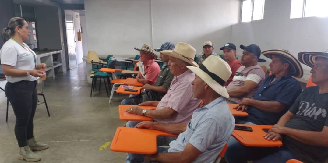 Capacitacion ANDAP a Coolebri.png