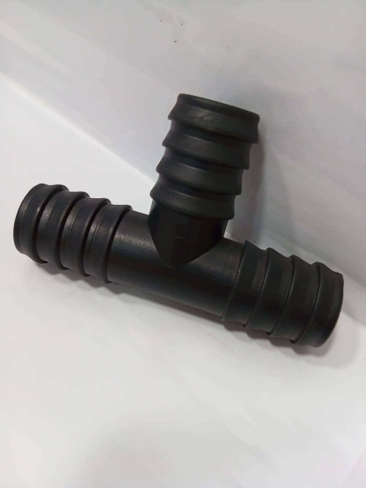 Tee PE 3  para Riego Industrial | Conexión segura