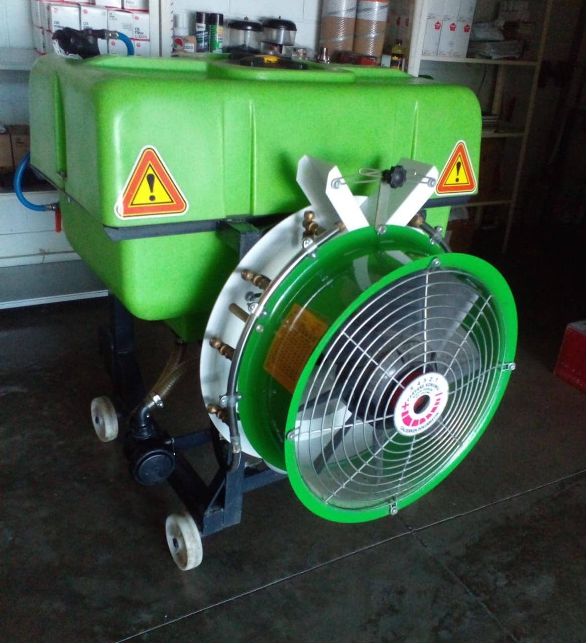 Turbo Fumigadora Atomizadora Golden 300 Lt