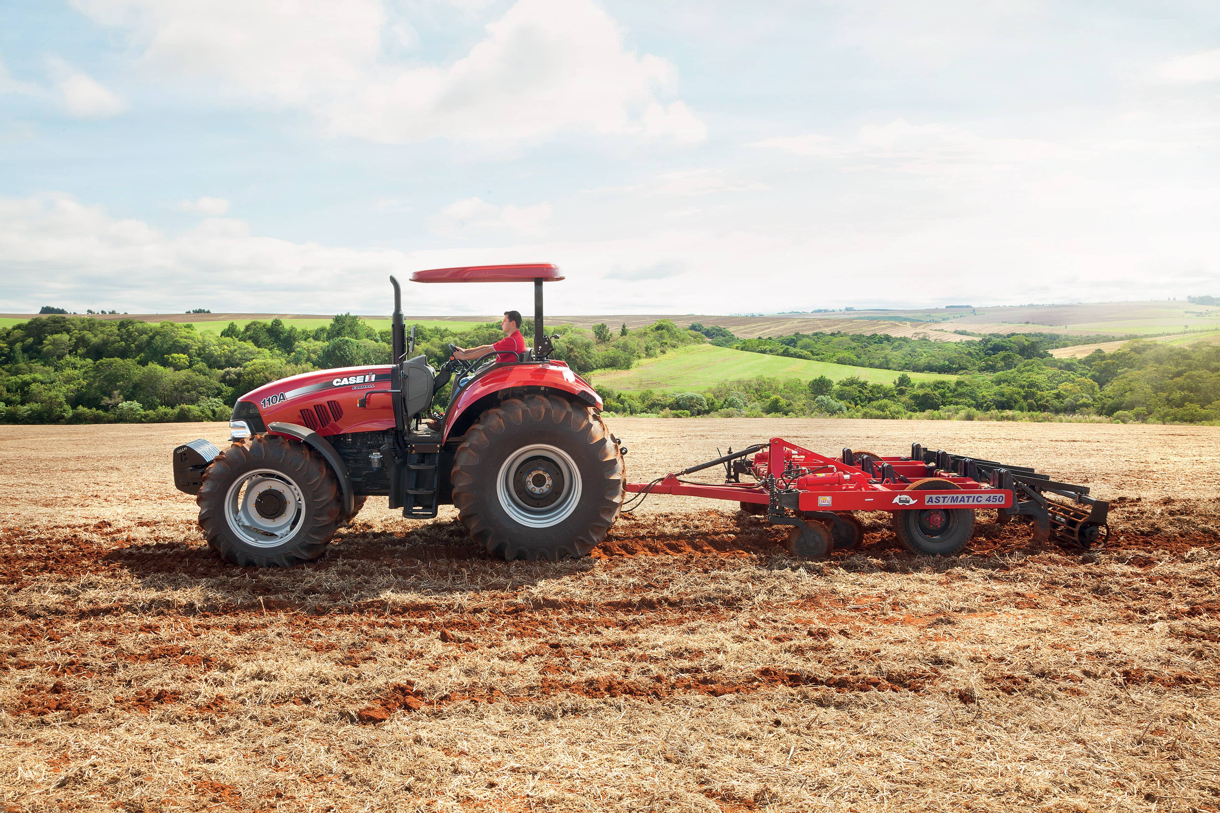 Tractor Farmall 110A con ROPS - Case IH