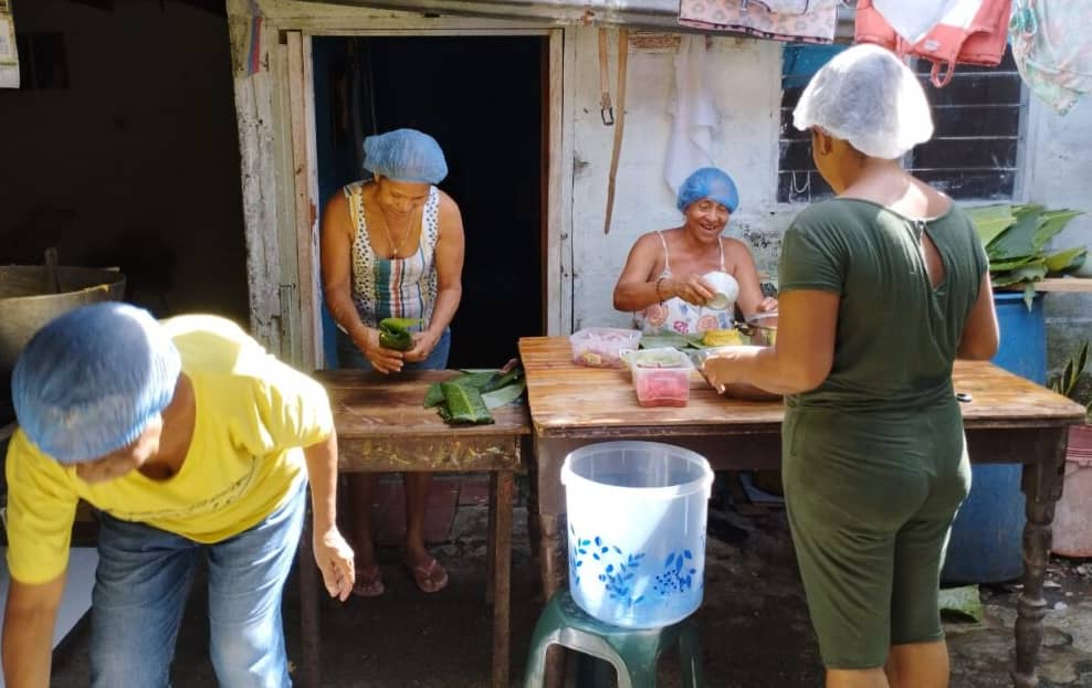Mujeres Asoproeventos.png
