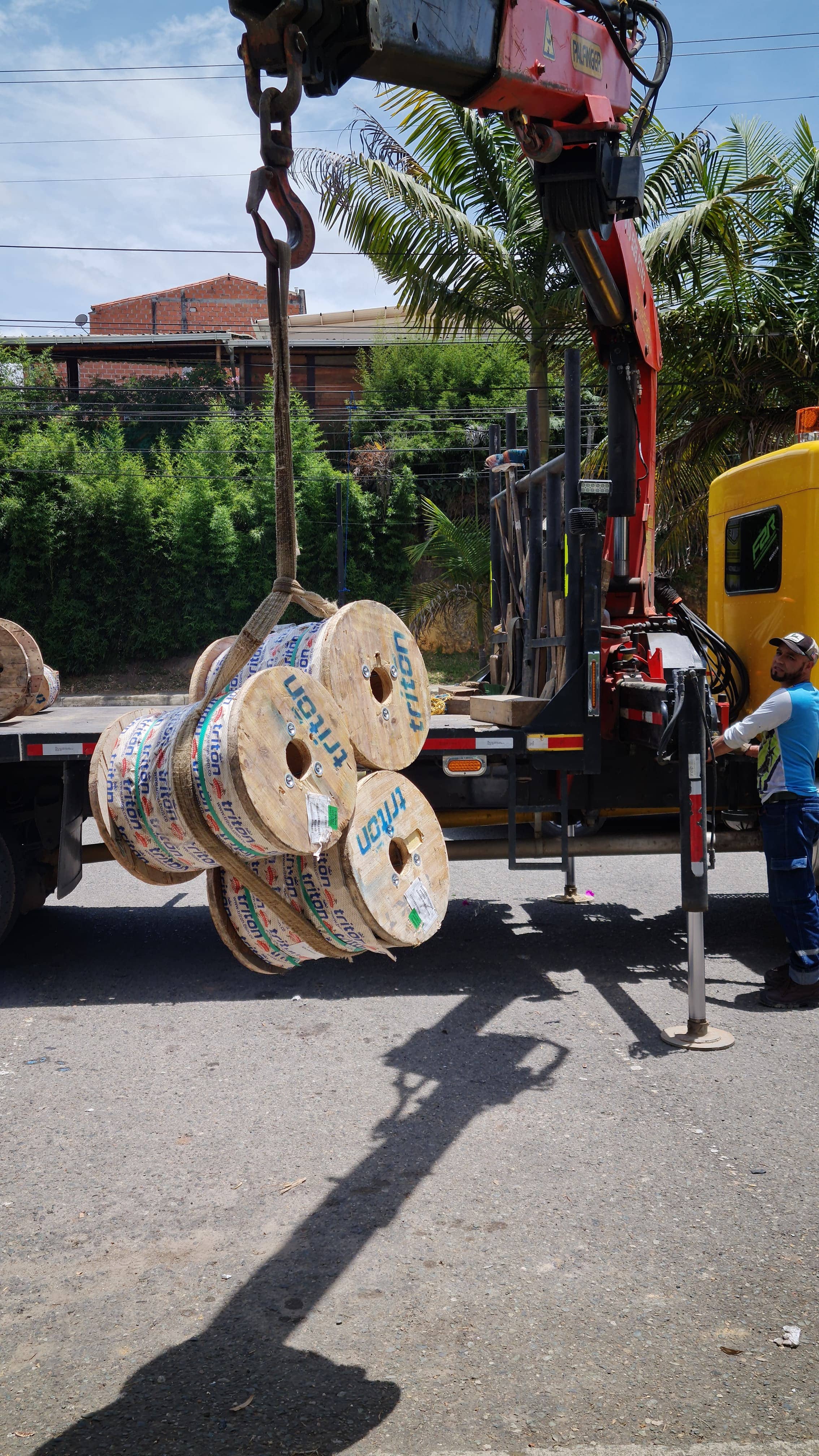 Cable de Acero o Guaya | Alta Resistencia y Durabilidad