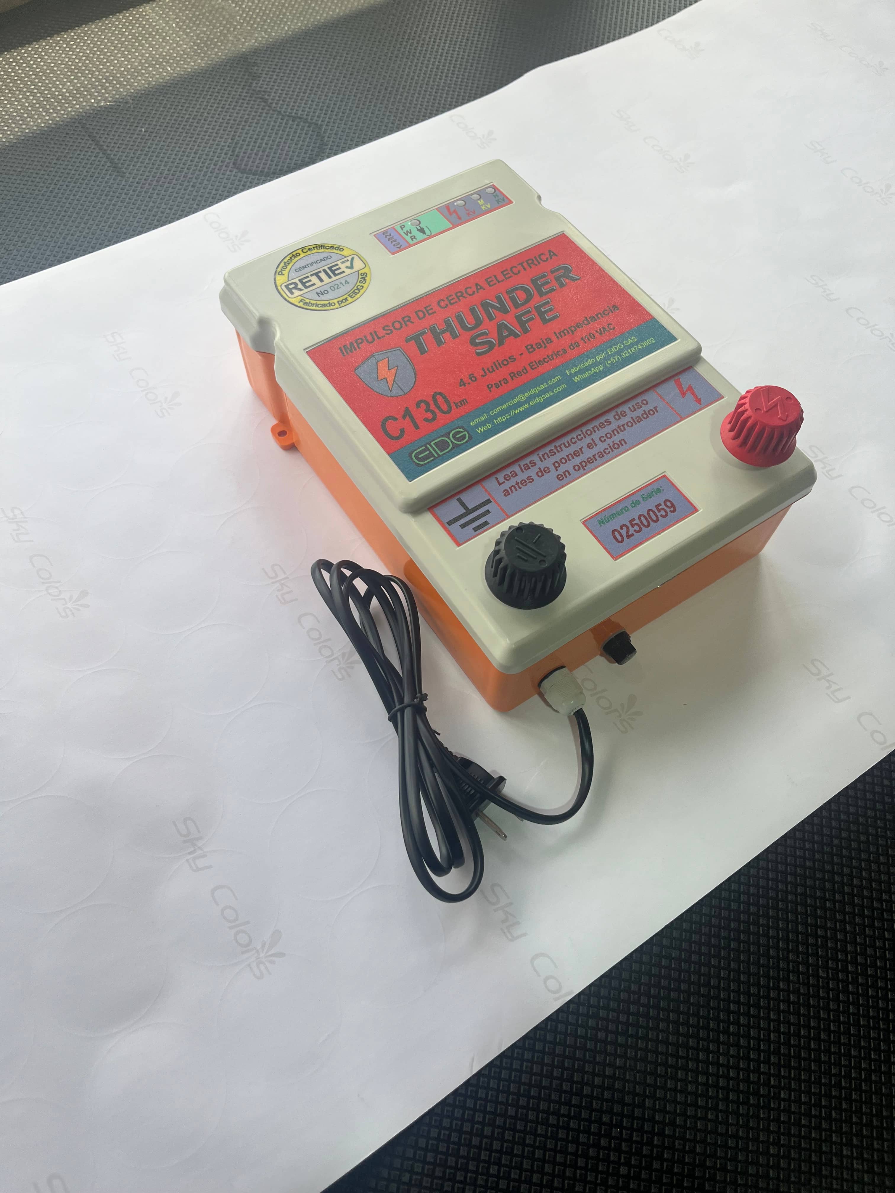 Impulsor de Cerca Eléctrica Thunder Safe C130