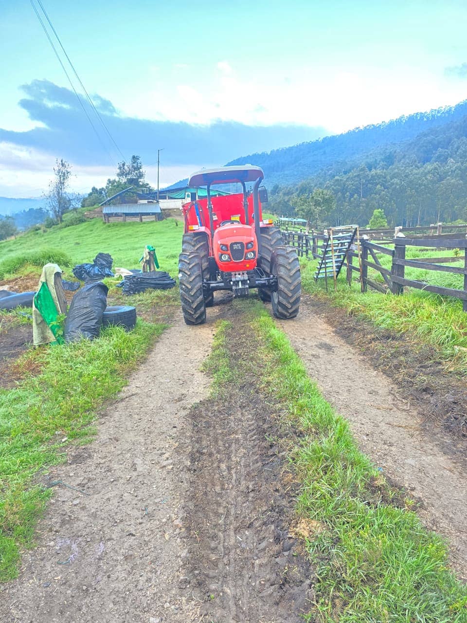 Tractor Agrícola Same TIGER 60 - 55 HP