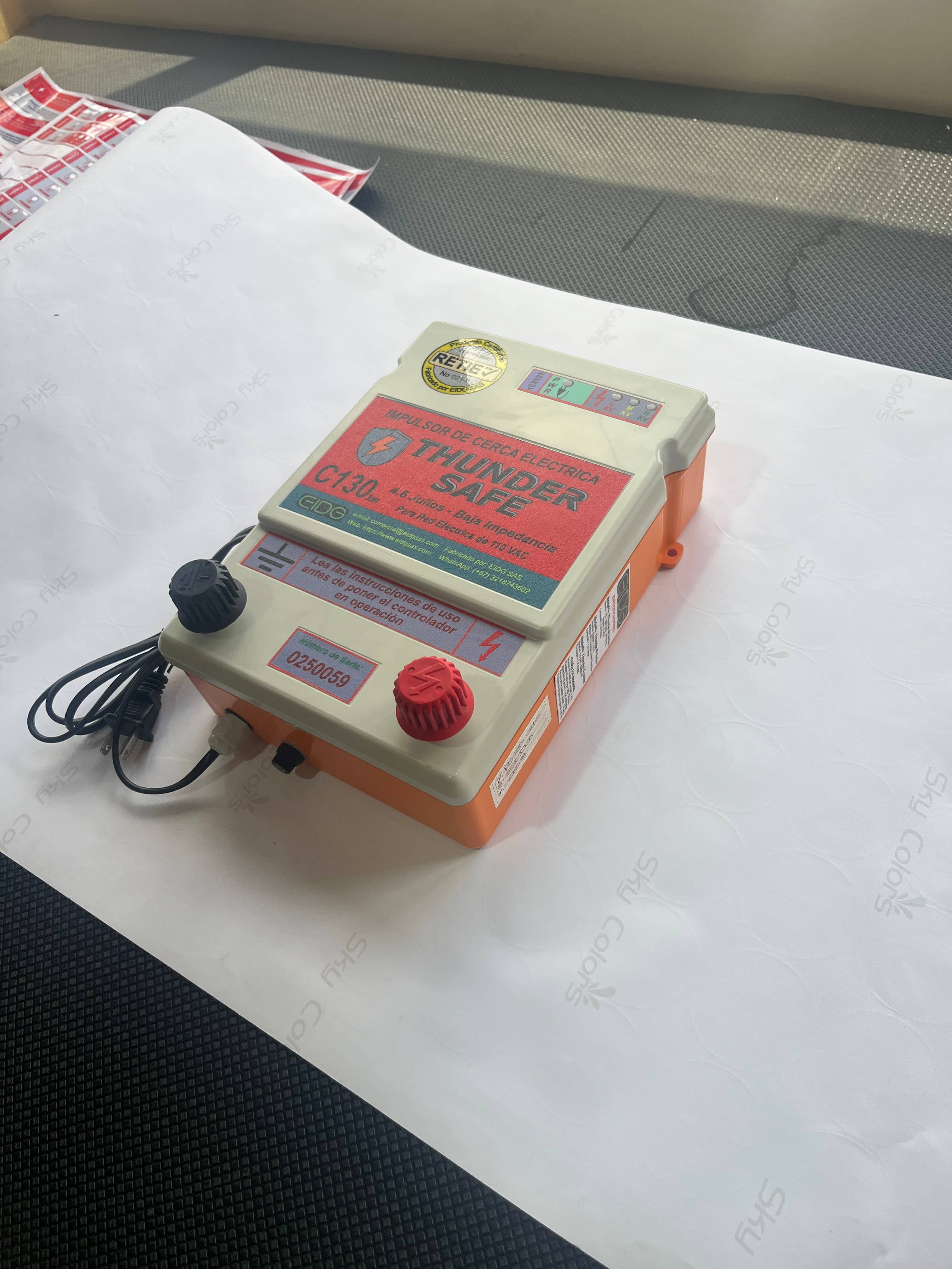 Impulsor de Cerca Eléctrica Thunder Safe C130