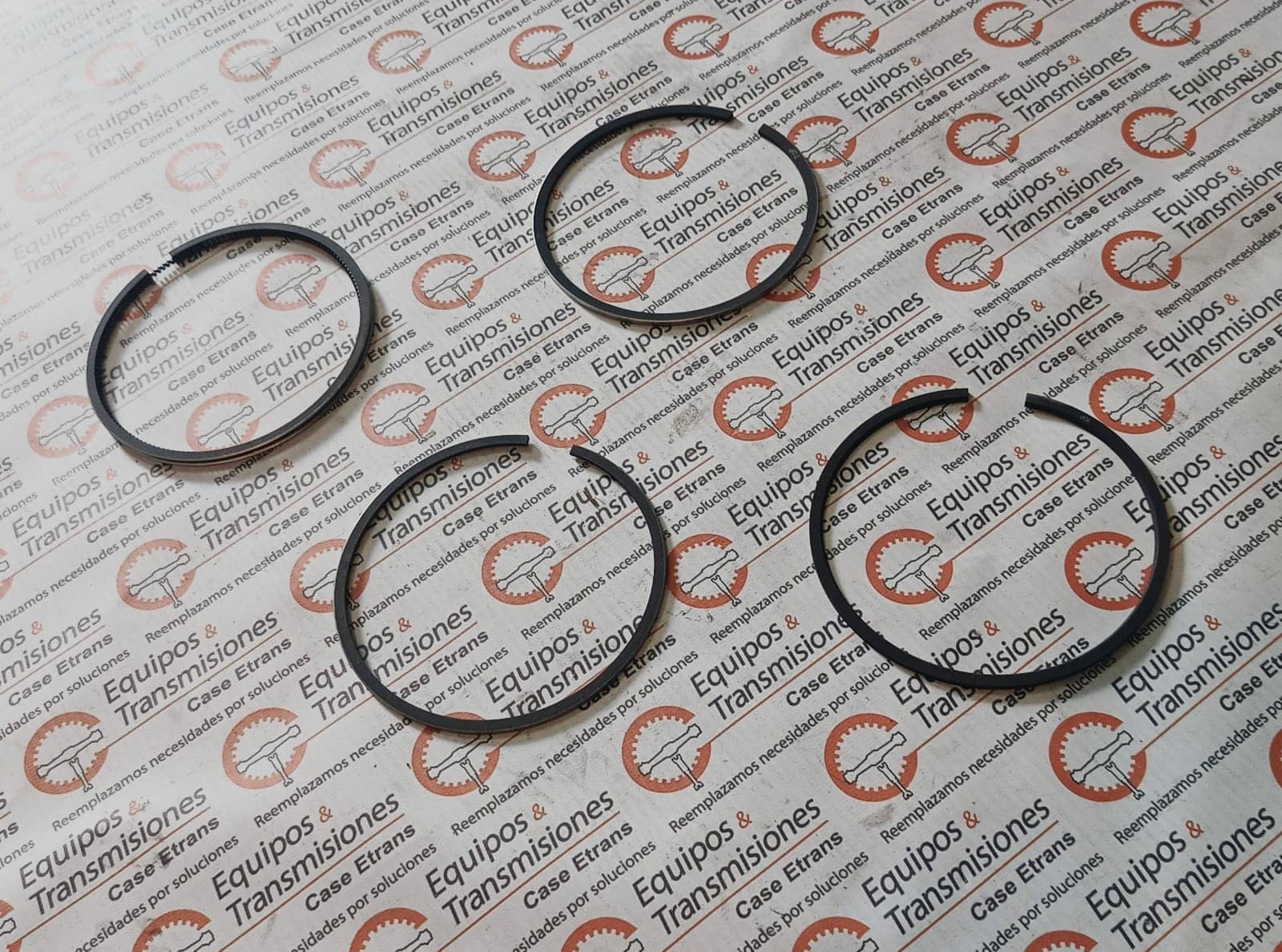 Juego de anillos de pistón - 87801095