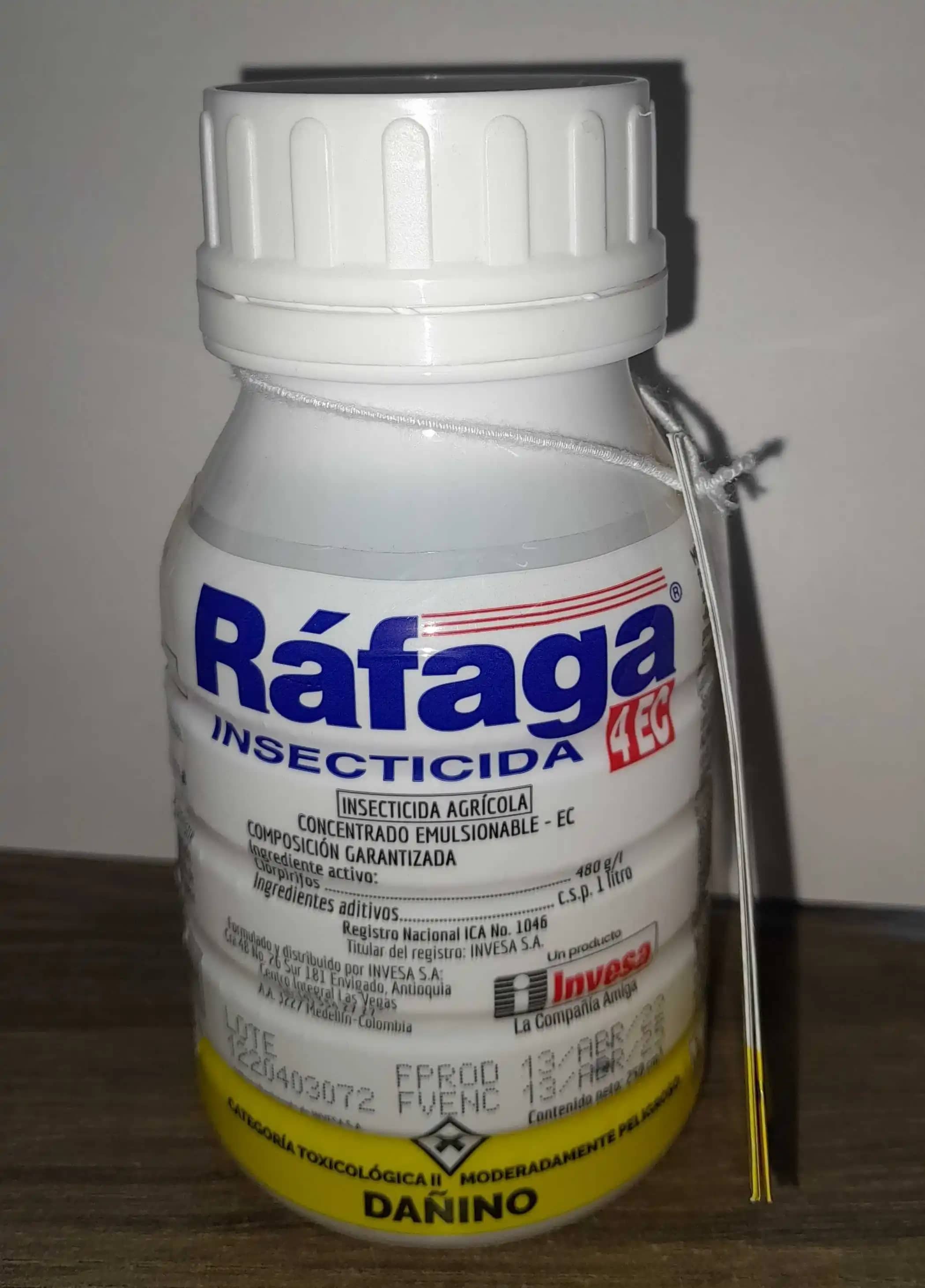 Rafaga 4 EC Insecticida organofosforado, control de insectos