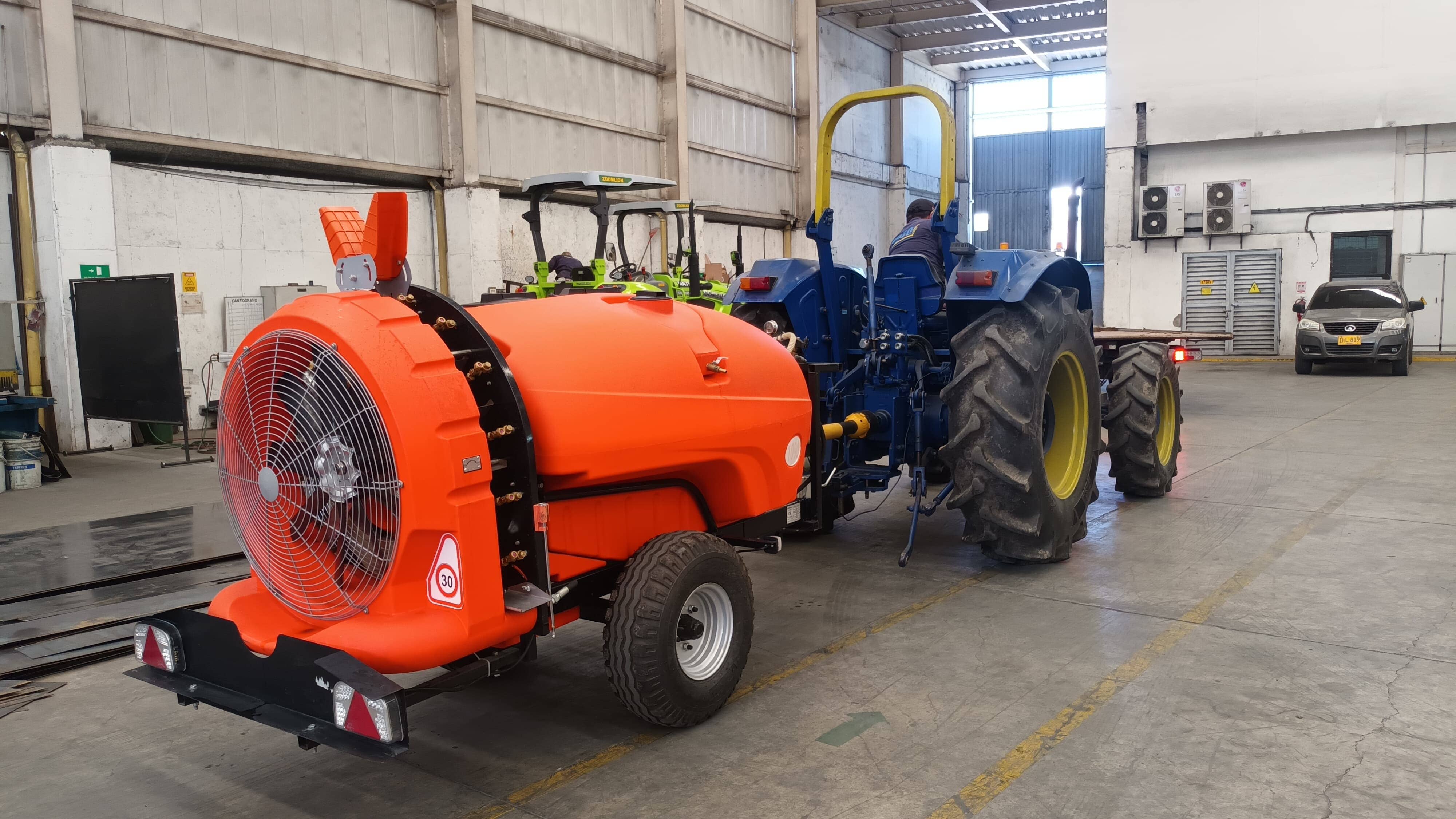 Fumigadora Pulverizadora 1000 L – Alta capacidad para cultivos extensivos