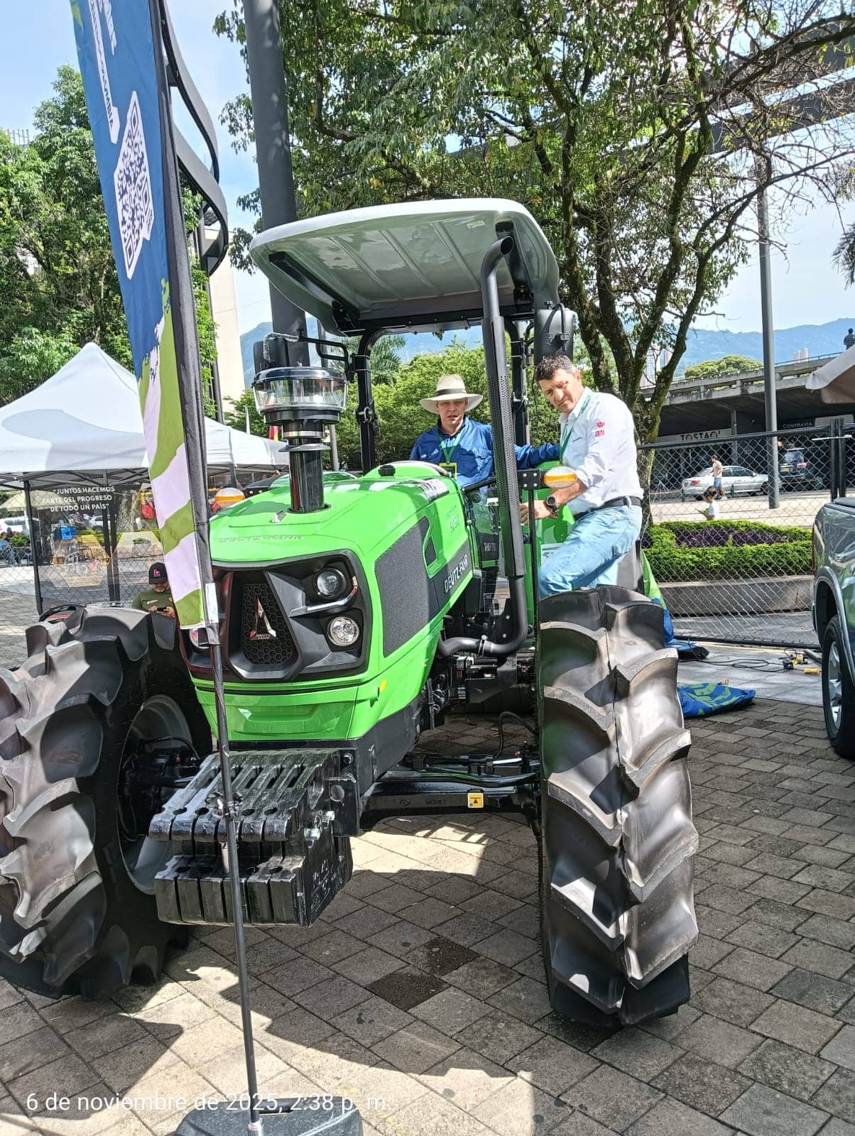 Tractor Deutz Fahr AGROFARM 5090 LS - 97 HP
