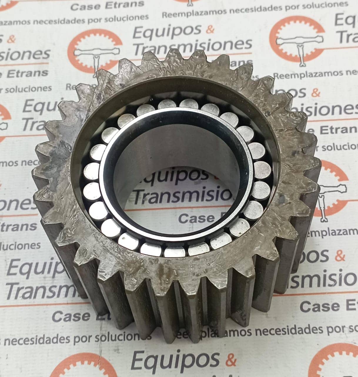 Piñón maquinaria CASE Y New Holland