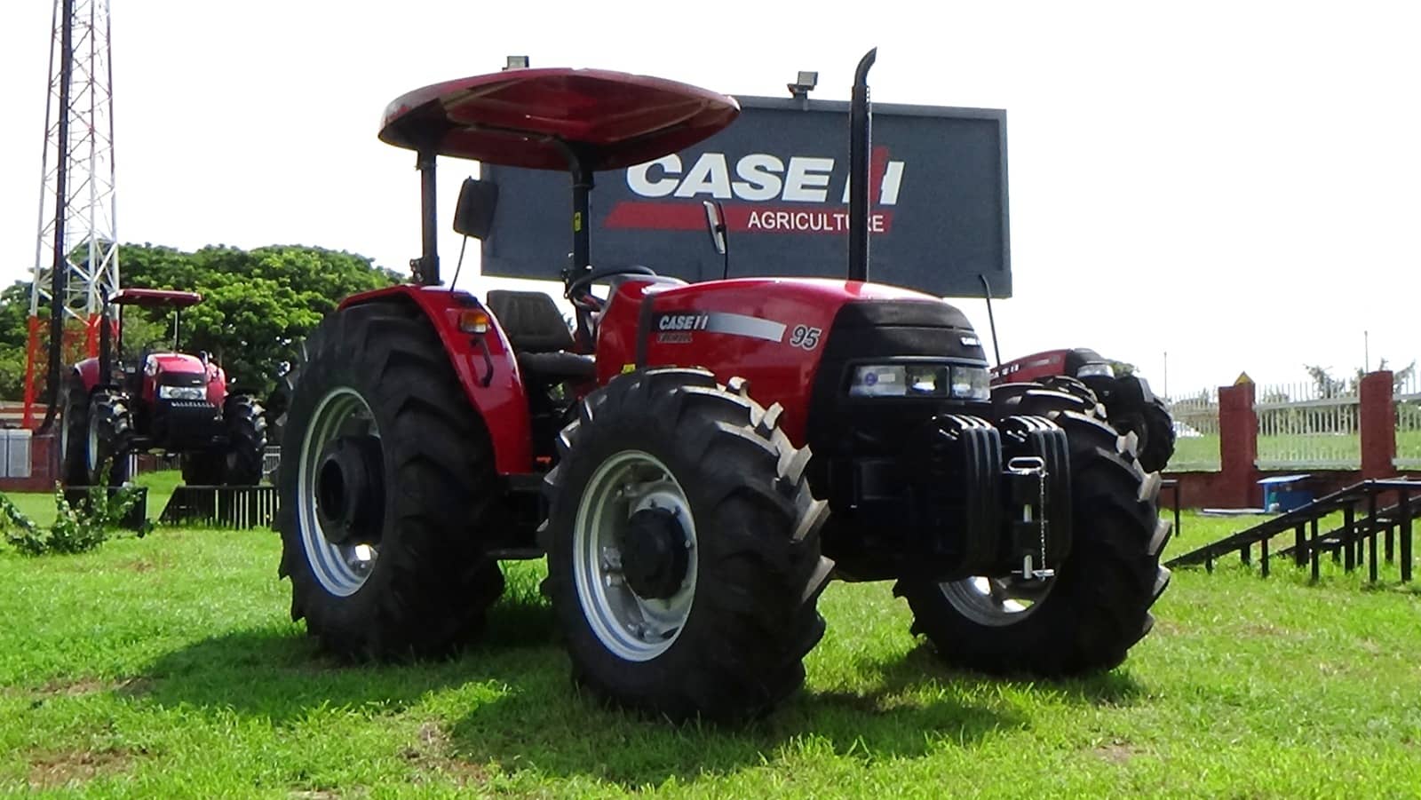 Tractor Straddle 95 CASE IH | Maquinaria agrícola de precisión para hileras