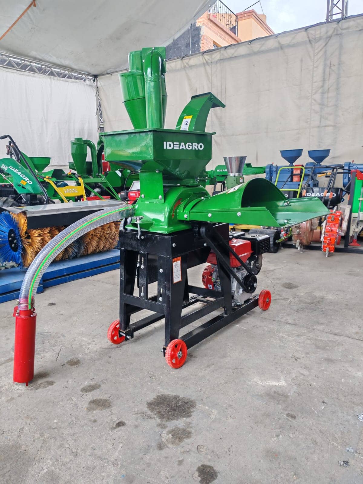 Picadora y Molino Autocebante Gasolina EQ9743