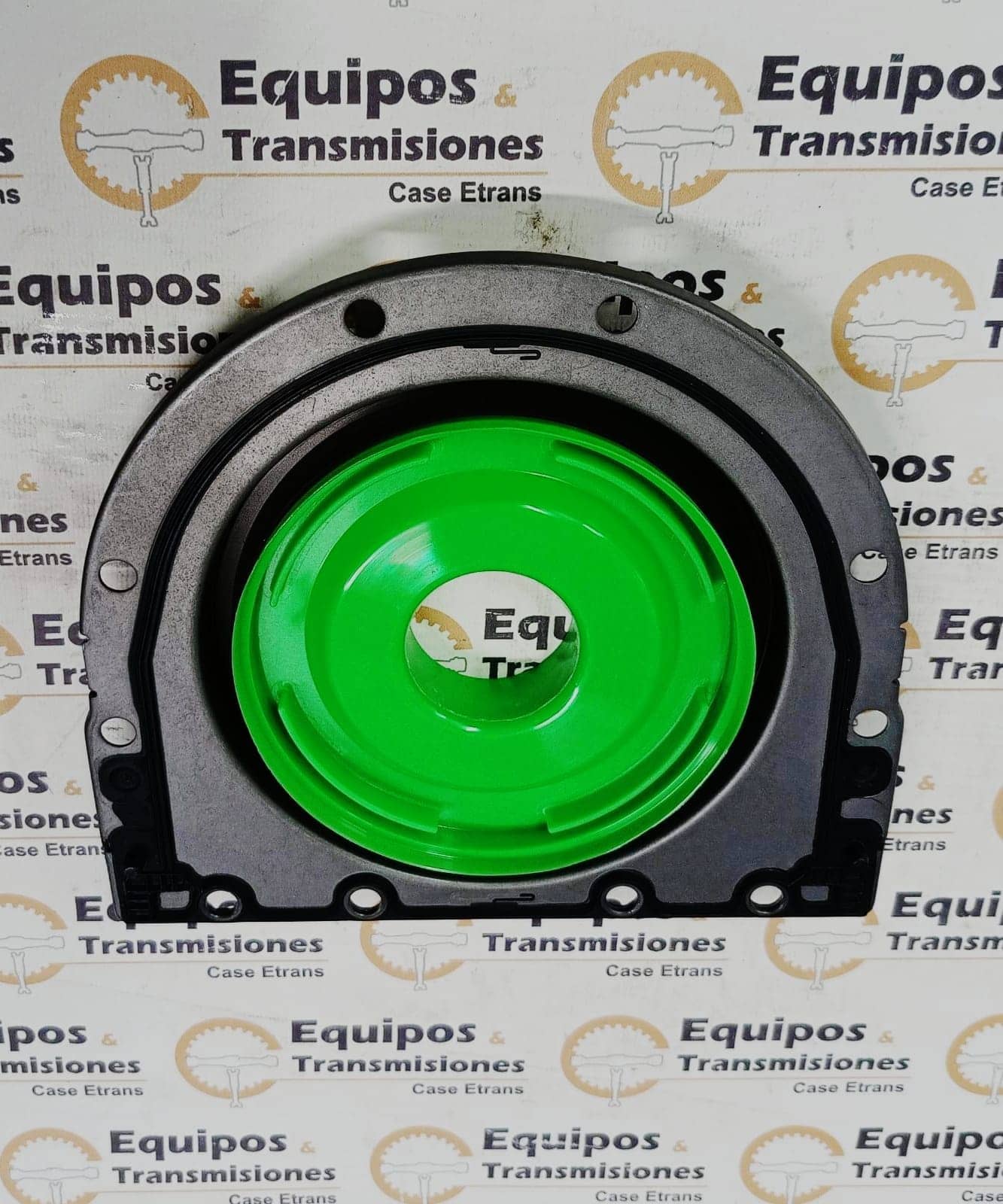 Retenedor trasero - P2418F704
